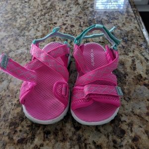 Carter's sandals